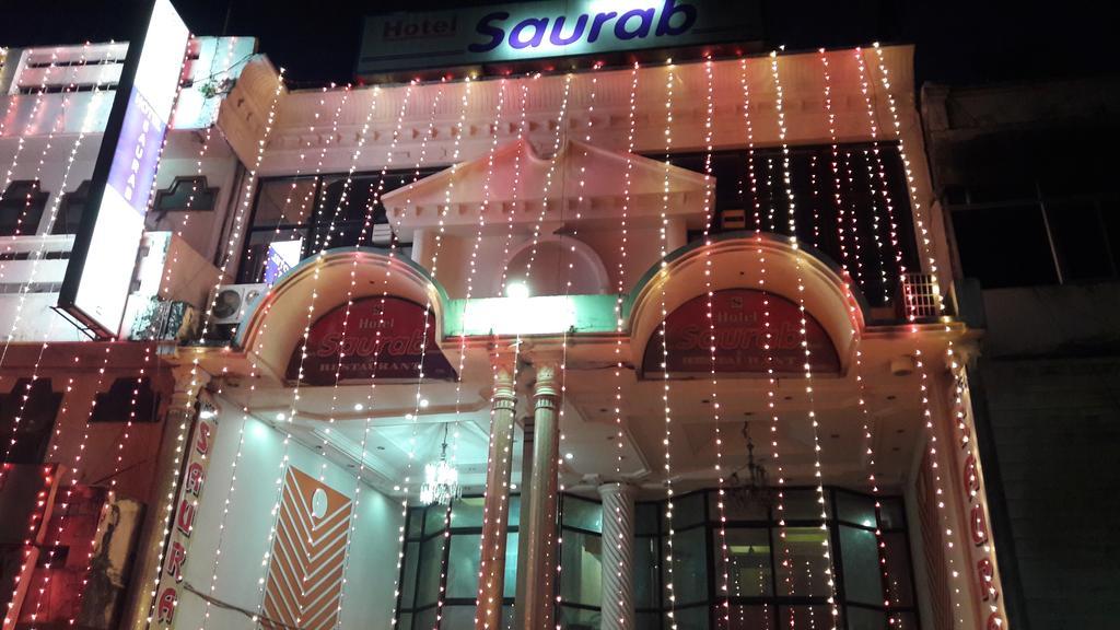 Hotel Saurab Dehradun Dış mekan fotoğraf